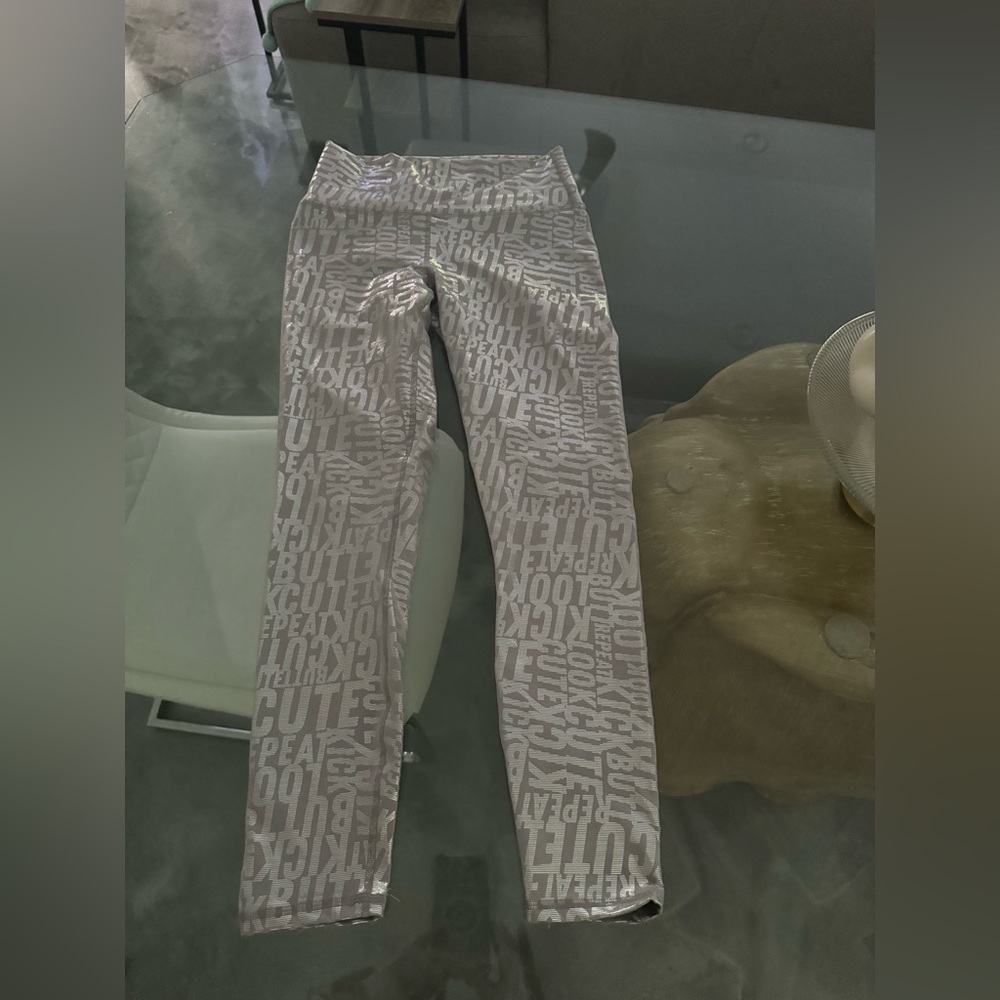 Fabletics crop leggings